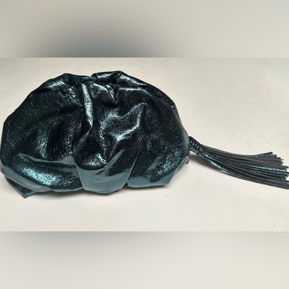 Beautiful clutch, used once. Like new. Paid $130 - Picture 1 of 3